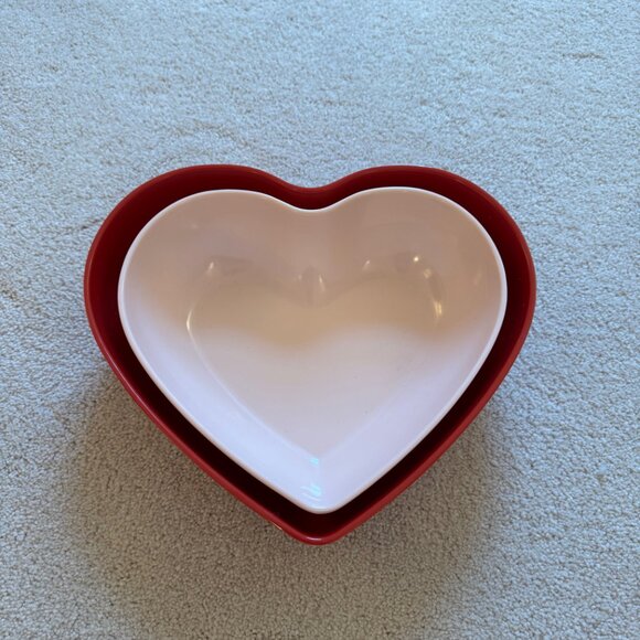 Set of 2 Opalhouse Melamine Heart Shaped Nesting Bowls in Red & Pink - Picture 4 of 8